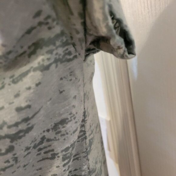 BRAND NEW LIVING DOLL CROP TOPS - Picture 6 of 11